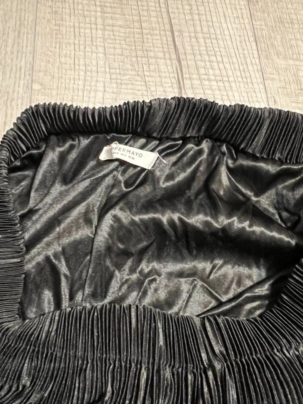 Peppermayo Black Pleated Wide Leg Pants Shiny Satin Lounge Trousers US 4 AU 8 - Picture 3 of 10